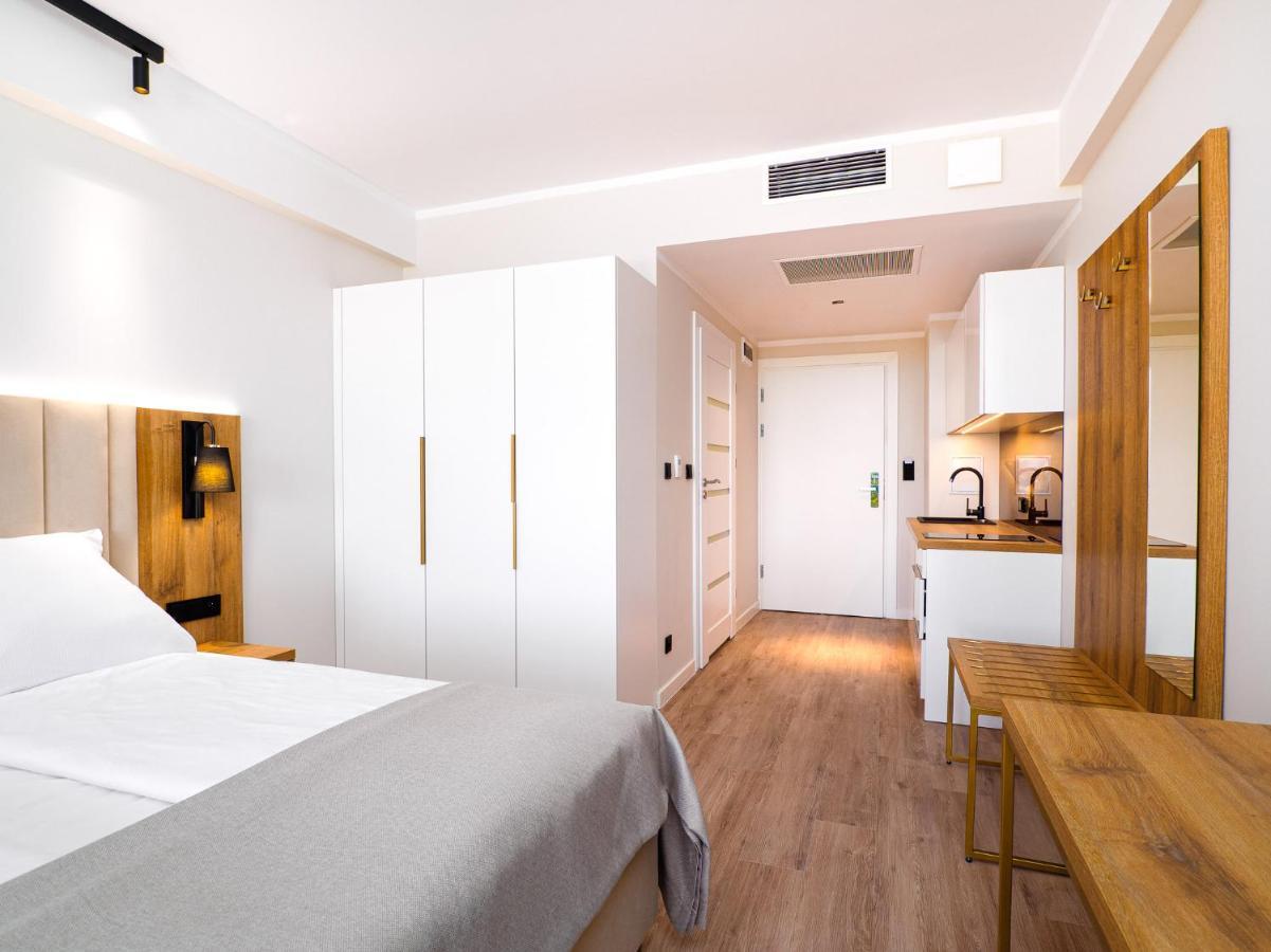 Resort Krol Plaza Spa & Wellness Jaroslawiec Exterior photo