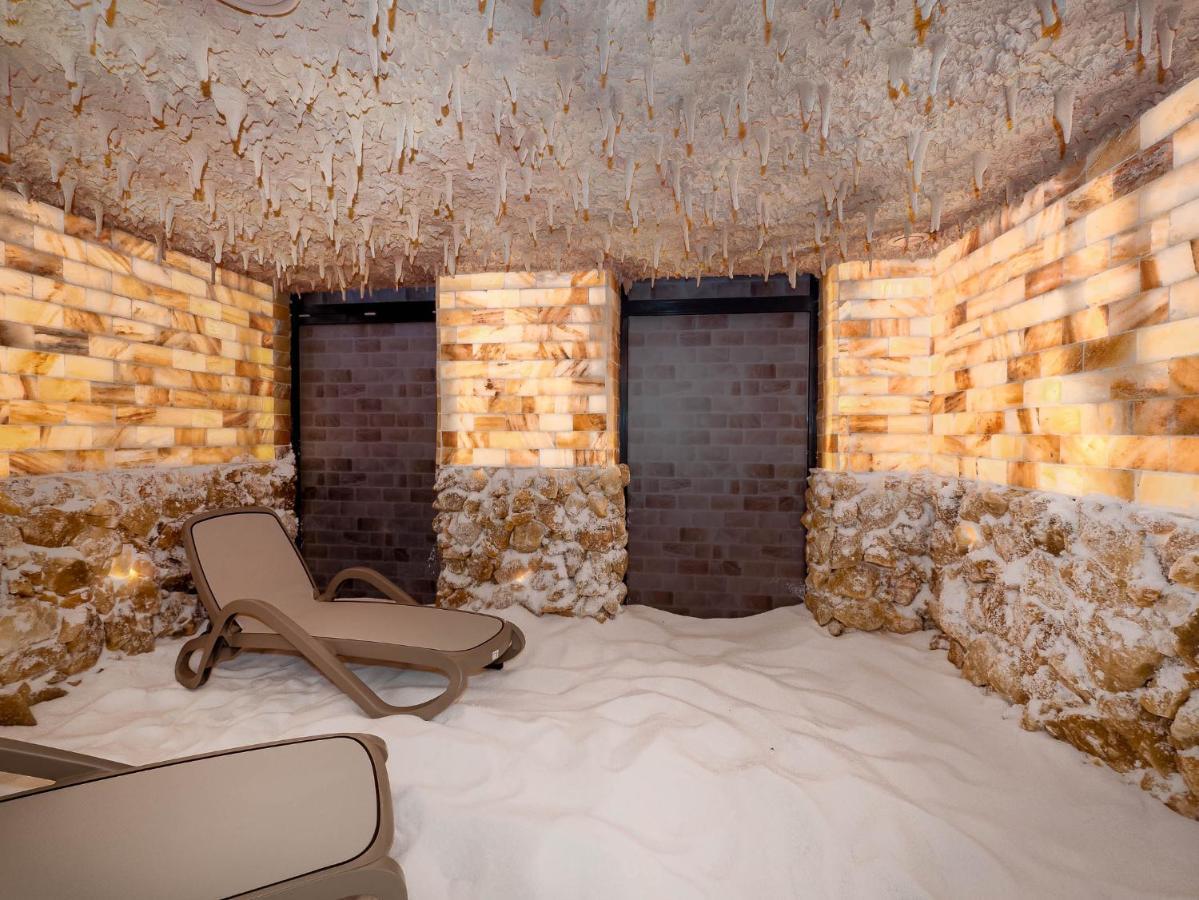Resort Krol Plaza Spa & Wellness Jaroslawiec Exterior photo
